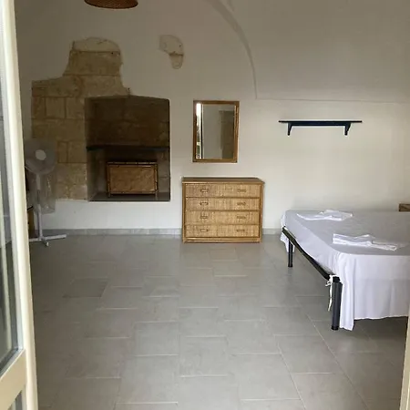 Punta Correnti Seaview Apartments, Castro Marina Guest house