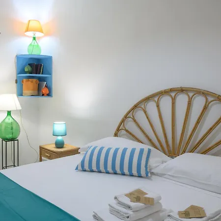 Punta Correnti Seaview Apartments, Castro Marina *