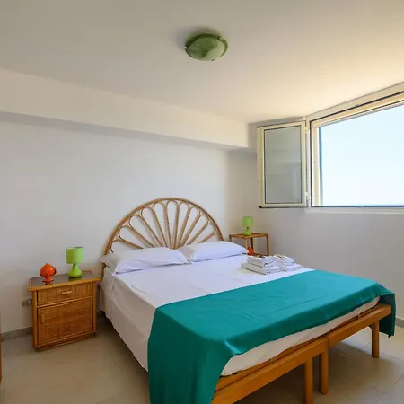 Punta Correnti Seaview Apartments, Castro Marina * Castro (Lecce)