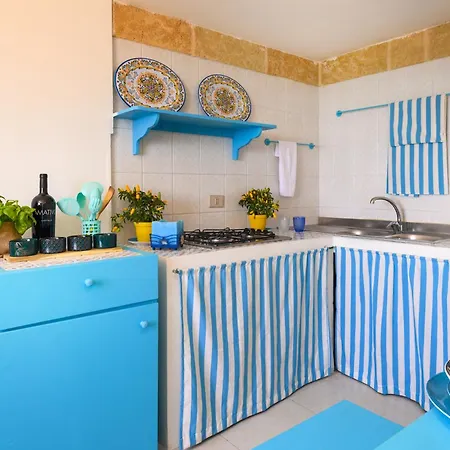 Punta Correnti Seaview Apartments, Castro Marina Guest house