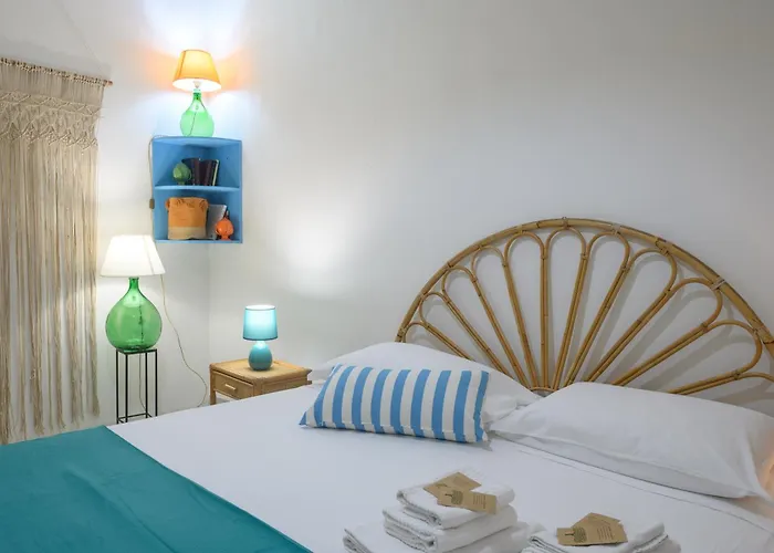 Punta Correnti Seaview Apartments, Castro Marina 4*